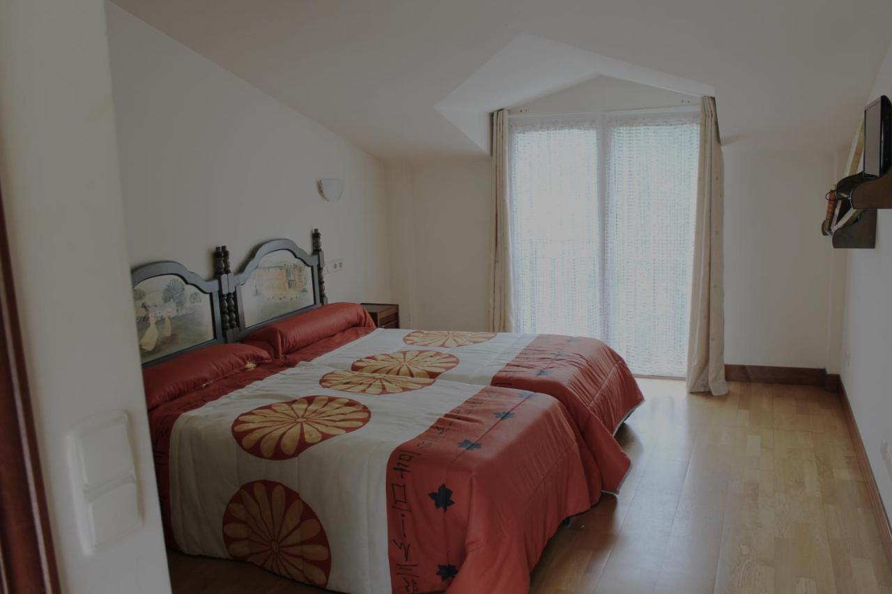 Ikaztegietako Ostatua Hotel Icazteguieta ภายนอก รูปภาพ