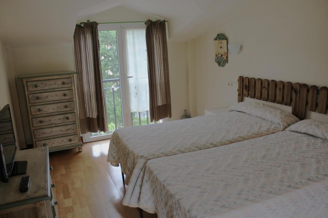 Ikaztegietako Ostatua Hotel Icazteguieta ภายนอก รูปภาพ